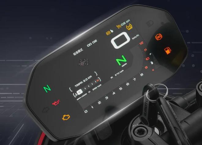 OTOR全新中量级运动街车追600RS正式发布！爱游戏(ayx)中国网站到手不到35万！QJM(图8)